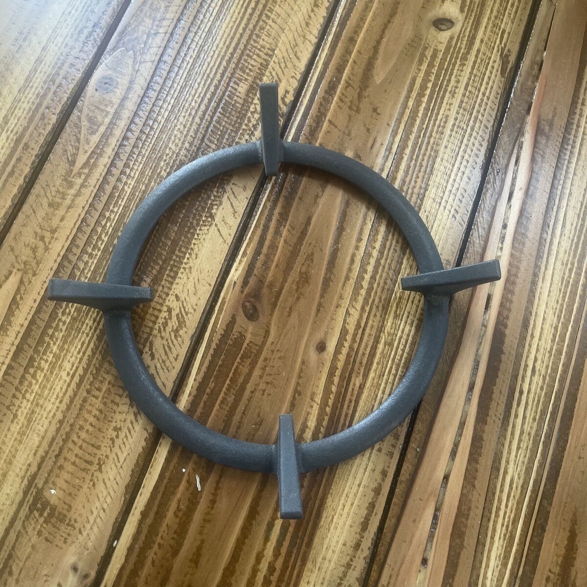 Bertazzoni Central Cast Iron Pan Support - 408056