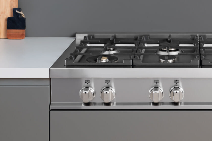 Bertazzoni MAST366RTXE Master Series 36 Inch Natural Gas Range top with 6 Sealed Burners