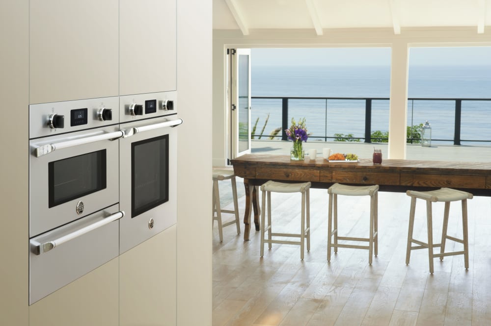 Bertazzoni PROFS30XT Professional Series 30 Inch Single Electric Wall Oven with 4.1 cu. ft. Capacity