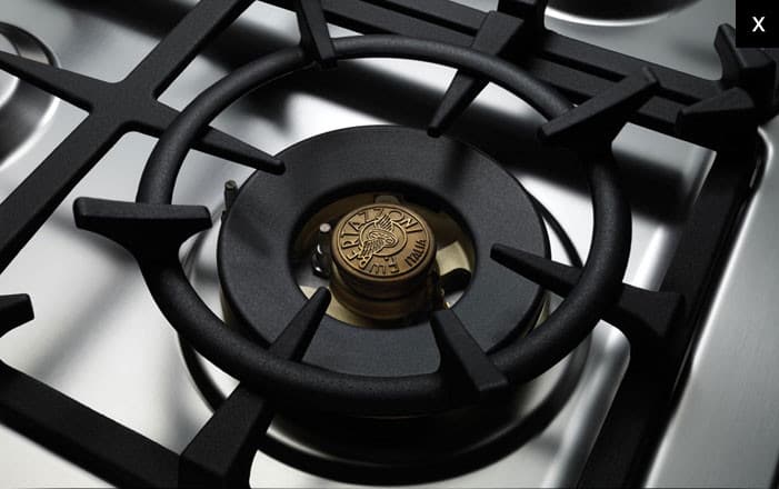 Bertazzoni HER486GGASVI01 Heritage Series 48 Inch Traditional-Style Gas Range with 6 Sealed Brass Burners